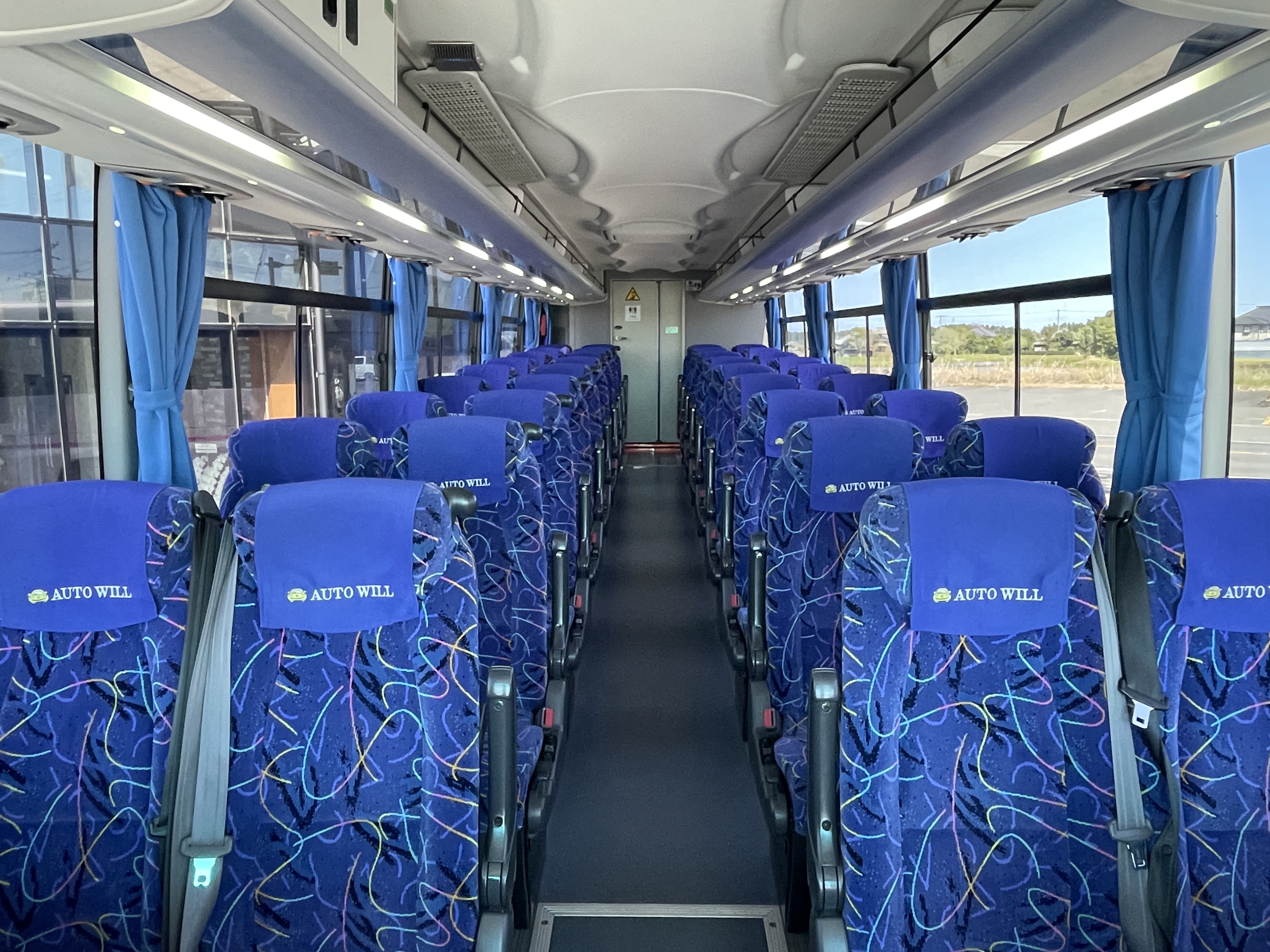 車内（前向き）