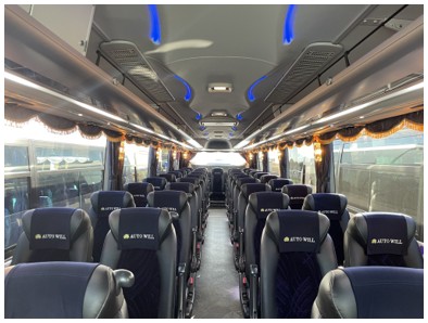 車内（前向き）