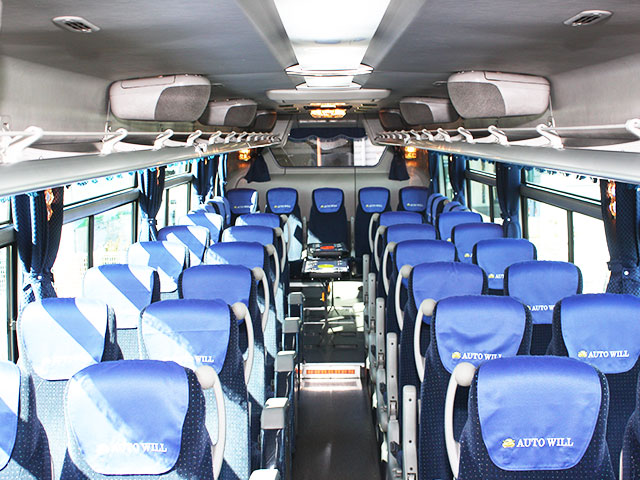 In the room(Face forward)