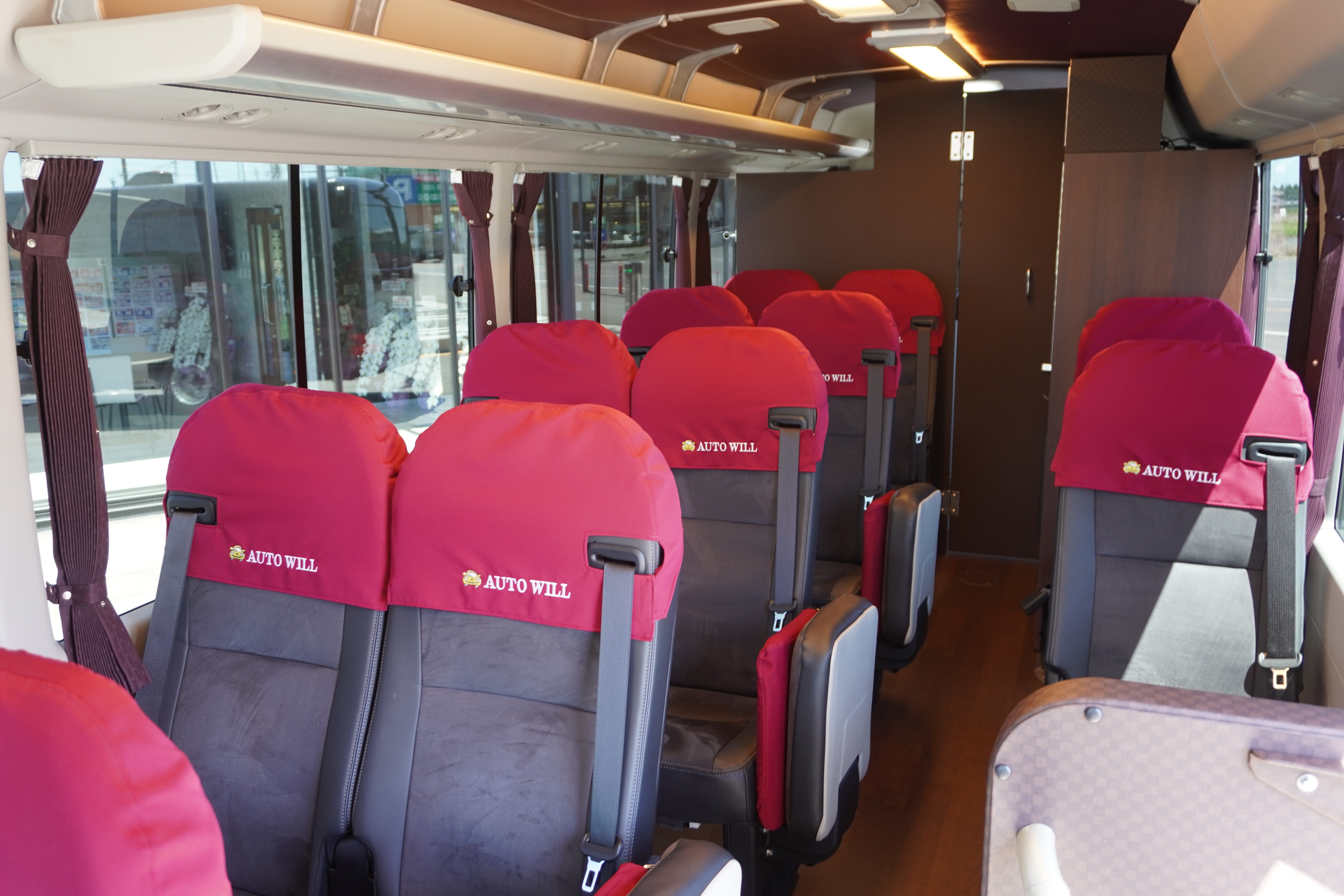 車内（前向き）