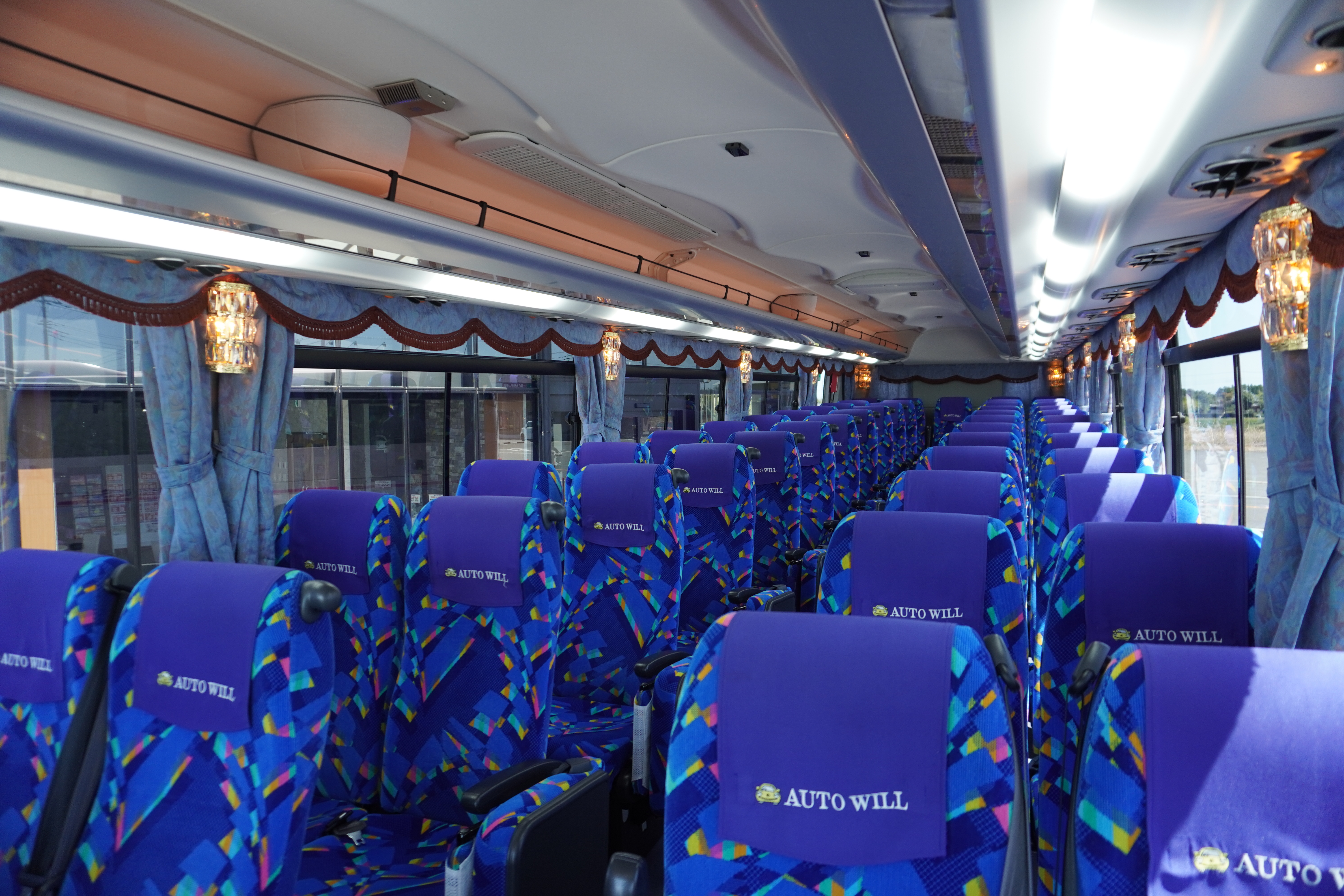 車内（前向き）